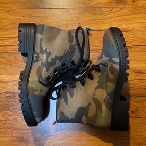 Kendall & Kylie Boots